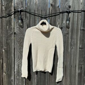 Banana Republic Cream Colored 100% Cashmere RibbedTurtleneck Sweater XS
